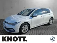 Gebraucht VW Golf VII Life 131 PS (96 kW) 2020 Weiss Limousine