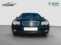 Gebraucht Mercedes C180 Classic 129 PS (94 kW) 2001 Gruen (metallic) Limousine