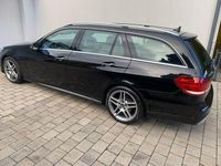 Gebraucht Mercedes E250 204 PS (150 kW) 2014 Schwarz Kombi
