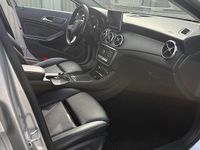 Usata Mercedes GLA200 156 CV (114 kW) 2017 Argento SUV