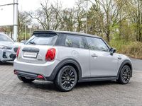 Gebraucht Mini Cooper SE 135 kW (184 PS) 2022 Silber Kleinwagen