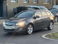 Gebraucht Opel Astra 95 PS (69 kW) 2012 Grau Kombi