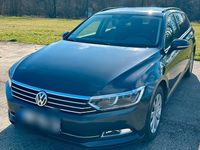 Gebraucht VW Passat Comfortline 149 PS (109 kW) 2018 Grau Kombi