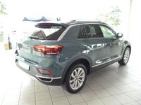 Gebraucht VW T-Roc Style 150 PS (110 kW) 2023 Blau SUV