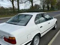 Używany BMW 520 150 KM (110 kW) 1990 Biały Sedan/Limuzyna