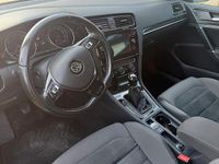Gebraucht VW Golf VII 150 PS (110 kW) 2017 Gold Kombi