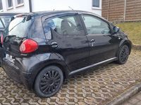 Gebraucht Toyota Aygo 68 PS (50 kW) 2006 Schwarz Kleinwagen