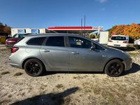 Gebraucht Opel Astra Innovation 125 PS (91 kW) 2012 Silber Kombi