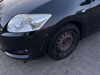 Gebraucht Toyota Auris Team 97 PS (71 kW) 2008 Schwarz Kleinwagen