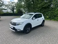 Gebraucht Dacia Sandero Celebration 90 PS (66 kW) 2017 SUV