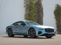 Neu Bentley Continental 680 PS (500 kW) 2026 Blau