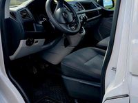 Second-hand VW Transporter 102 CP (75 kW) 2017 Alb Van