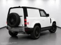 Gebraucht Land Rover Defender Black Edition 200 PS (147 kW) 2023 Weiß SUV