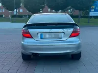 Gebraucht Mercedes C180 143 PS (105 kW) 2002 Silber Coupé
