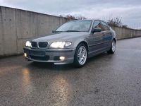 Second-hand BMW 330 204 CP (150 kW) 2004 Andere farben Berlinǎ
