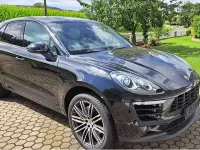 Gebraucht Porsche Macan S 258 PS (189 kW) 2015 Tiefschwarz SUV