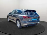 Gebraucht VW Touareg Elegance 286 PS (210 kW) 2023 Grau SUV