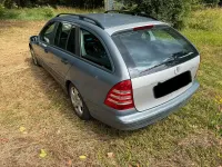 Gebraucht Mercedes C180 143 PS (105 kW) 2004 Grau Kombi