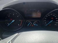 Gebraucht Ford Kuga 150 PS (110 kW) 2016 Rot SUV