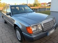 Second-hand Mercedes E250 90 CP (66 kW) 1992 Gri Break