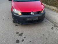 Second-hand VW Caddy 109 CP (80 kW) 2011 Negru Monovolum