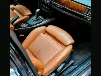 Gebraucht BMW 320 177 PS (130 kW) 2009 Schwarz Kombi