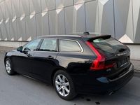 Gebraucht Volvo V90 Momentum 190 PS (139 kW) 2018 Schwarz Kombi
