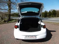 Gebraucht Opel Astra Active 105 PS (77 kW) 2018 Weiß Limousine