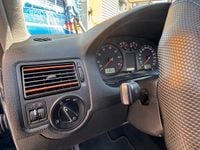 Gebraucht VW Golf IV 105 PS (77 kW) 2001 Blau Kleinwagen