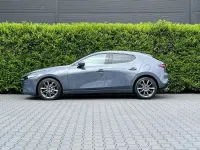 Usata Mazda 3 Luxury 179 CV (131 kW) 2020 Grigio Berlina