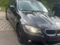 Gebraucht BMW 320 170 PS (125 kW) 2011 Schwarz Limousine