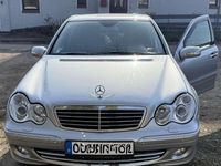 Gebraucht Mercedes C200 Classic 122 PS (89 kW) 2006 Limousine