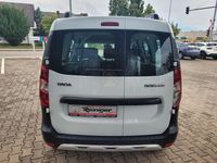Gebraucht Dacia Dokker Stepway 131 PS (96 kW) 2020 Glacier weiss Van / Kleinbus