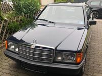 Gebraucht Mercedes 190 90 PS (66 kW) 1984 Blau Limousine