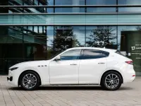 Gebraucht Maserati Levante 349 PS (256 kW) 2022 Weiß SUV