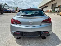 Gebraucht Opel Astra GTC Edition 179 PS (131 kW) 2012 Silber Coupé