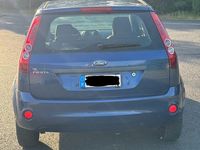 Gebraucht Ford Fiesta Fun X 69 PS (50 kW) 2007 Blau Kleinwagen