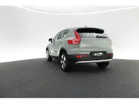 Gebraucht Volvo XC40 129 PS (94 kW) 2022 Grün SUV