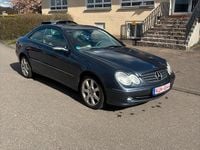 Gebraucht Mercedes CLK240 Elegance 170 PS (125 kW) 2002 Blau Coupé