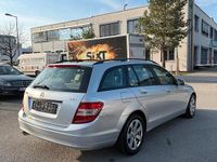 Gebraucht Mercedes C220 175 PS (128 kW) 2010 Silber Limousine
