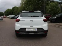 Gebraucht Dacia Sandero Essentiel 101 PS (74 kW) 2022 Weiß Limousine