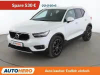 Gebraucht Volvo XC40 Momentum 150 PS (110 kW) 2020 Crystal white SUV