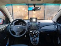 Gebraucht Hyundai i10 67 PS (49 kW) 2009 Rot Kleinwagen