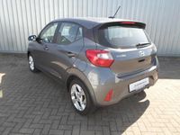 Gebraucht Hyundai i10 Trend 67 PS (49 kW) 2021 Grau Kleinwagen