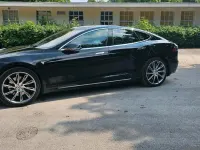 Usado Tesla Model S 386 kW (525 CV) 2019 Negro Utilitario