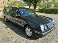 gebraucht Mercedes E270 CDI Bestattungswagen / Leichenwagen PILATO