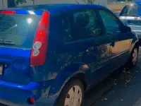 Gebraucht Ford Fiesta Ambiente 82 PS (60 kW) 2008 Blau Kleinwagen