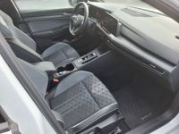 Gebraucht VW Golf VIII R 150 PS (110 kW) 2021 Weiß Kombi