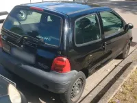 Używany Renault Twingo 58 KM (42 kW) 2001 Czarny Hatchback