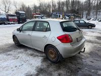 Gebraucht Toyota Auris 90 PS (66 kW) 2007 Silber Kleinwagen